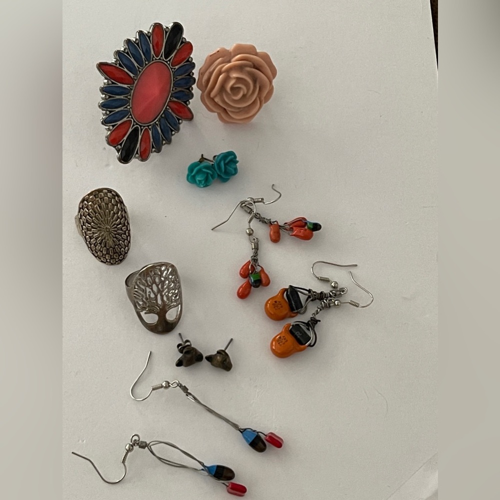 Jewelry lot